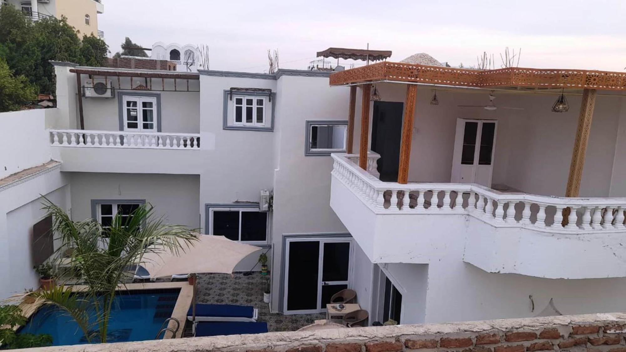 Nefertarie Guest House Luxor Exterior photo